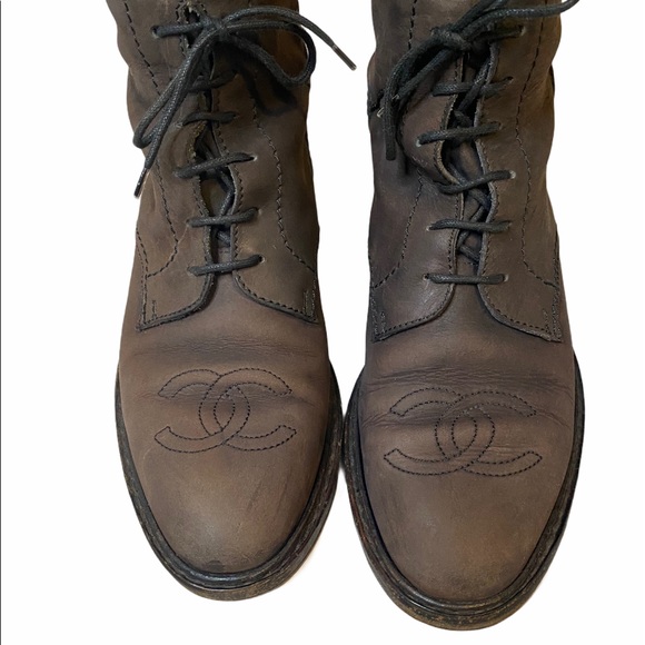 CHANEL CC Logo Leather Knee High Riding Boots - Picture 4 of 12